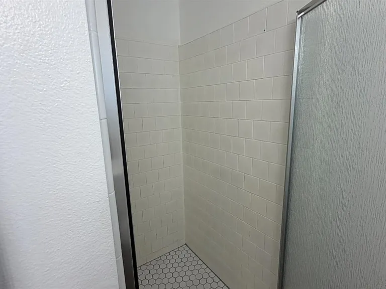 2514 E Andrews Ave — Photo 22