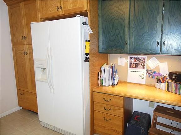 Kitchen Alternate View