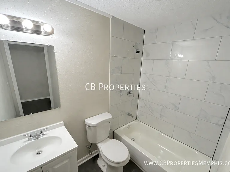 2971 Forest Ave — Photo 9