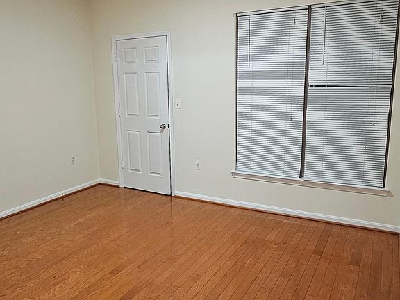 5th image of 13363 Connor Dr APT E
