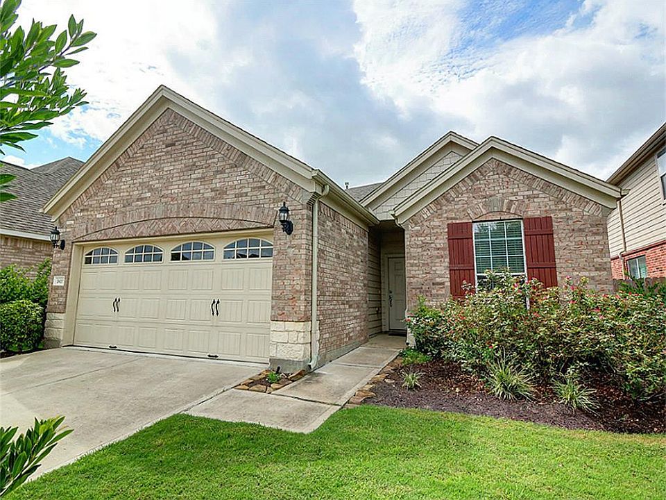 1st image of 24511 Carlton Springs Ln