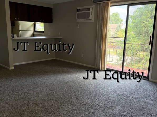 192 Brunswick Dr APT F, Elyria, OH 44035