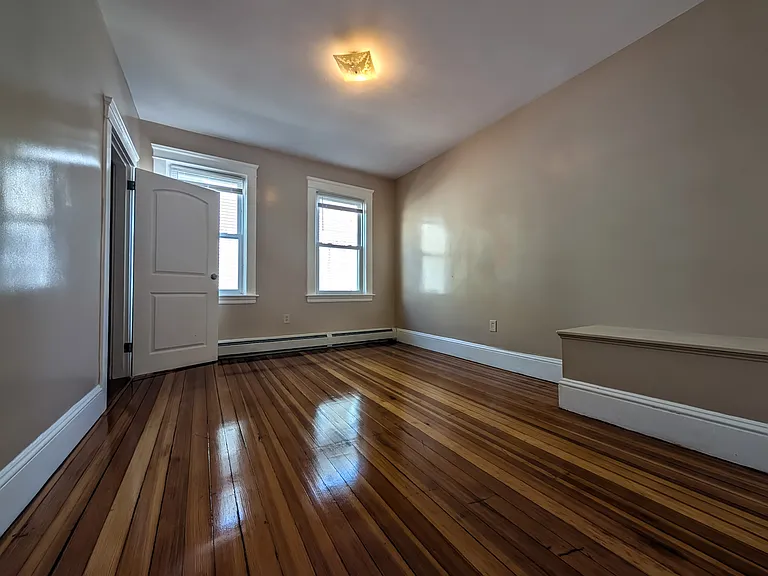 366 Academy Ave #1 — Photo 7