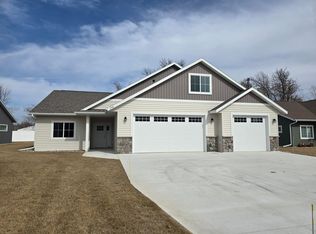 258 Rodeo Rd, Alexandria, MN 56308