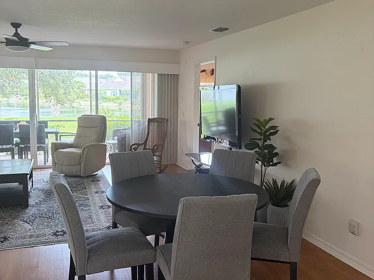 19315 Water Oak Dr #101 — Photo 4