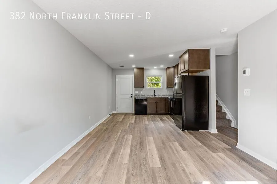 3 Bedroom Townhome In Richwood!! Available October 2026 — Photo 4