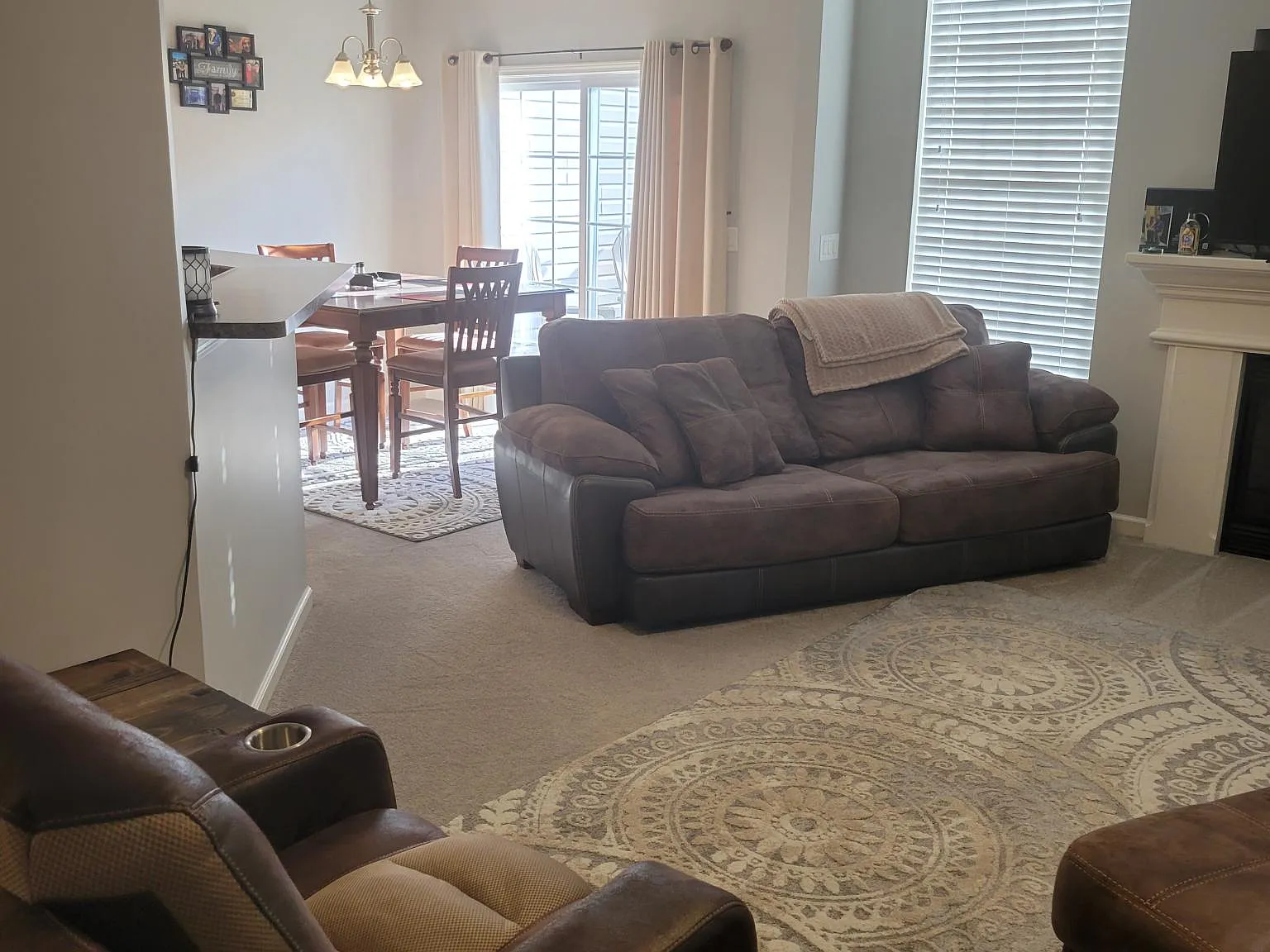 3 bed, 1754 sqft, $1,985 — Photo 4
