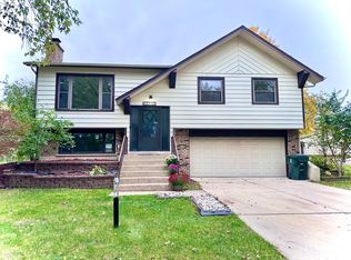 22730 East Dr, Richton Park, IL 60471