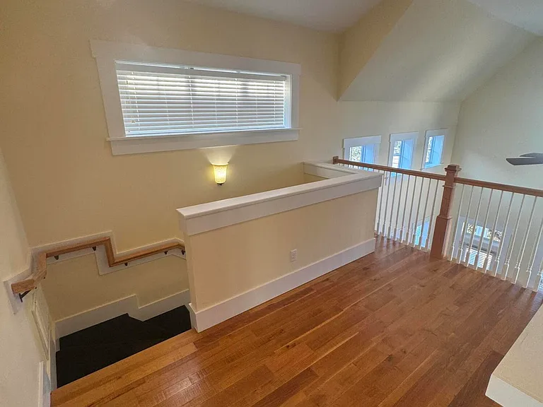 819 Meadowsweet Ln — Photo 21