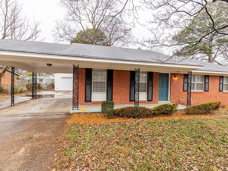 5121 Ginger Cir — Photo 2