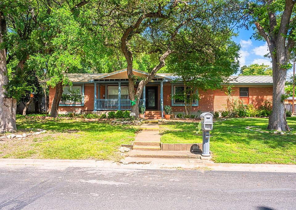 1st image of 1010 Nancy Beth Dr