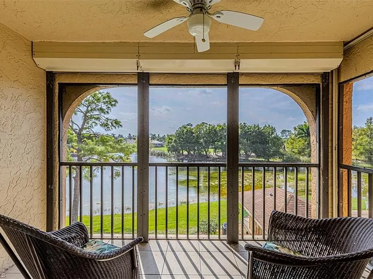 5535 Rattlesnake Hammock Rd #302 — Photo 24