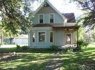 704 Park Blvd, Hurley, SD 57036