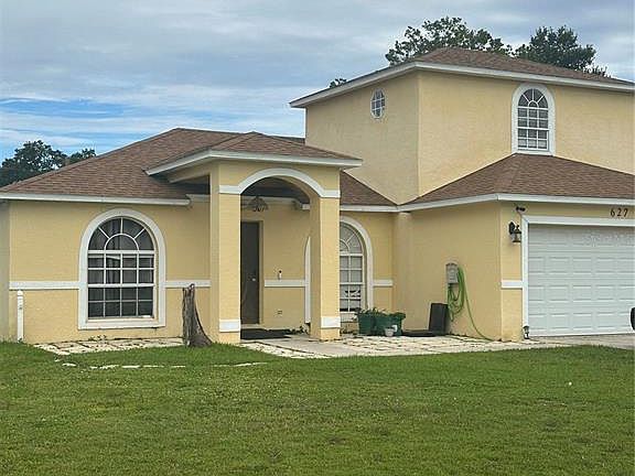 2nd image of 627 Camel Ln