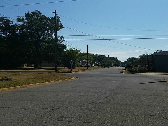 4th image of 3008 22nd St