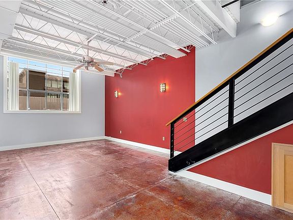 3rd image of 644 W Dickson St