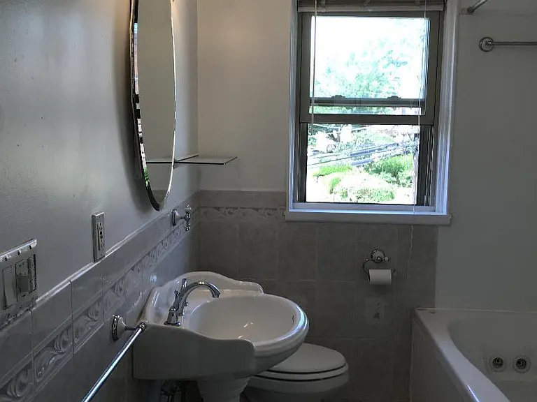 Bathroom (Newly Remodeled)