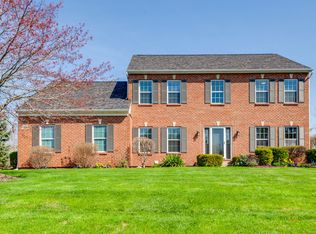 5494 Notting Hill Rd, Gurnee, IL 60031