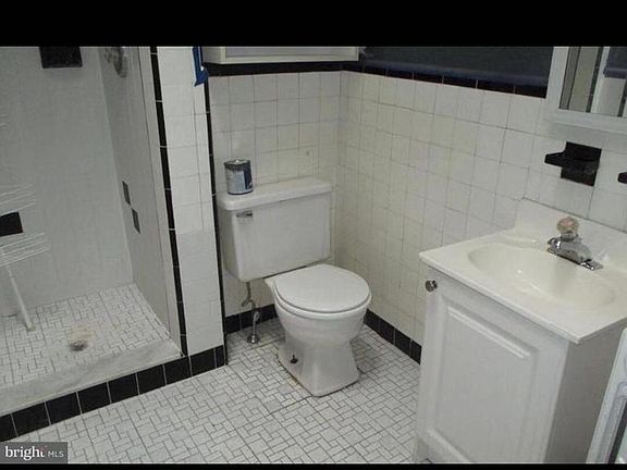 4th image of 4407 Cottman Ave