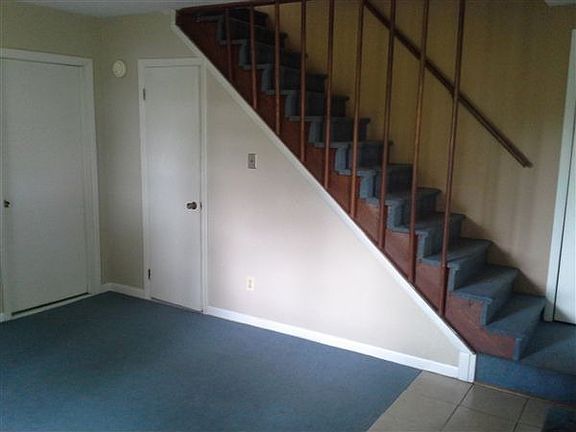 Lower Level Entry Bonus Room Garage Entry