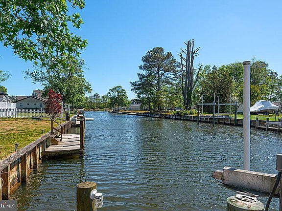 2nd image of 37666 Oyster Bay Ln