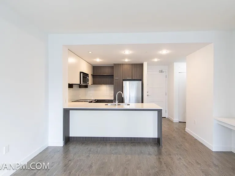 608 Como Lake Ave #316 — Photo 12