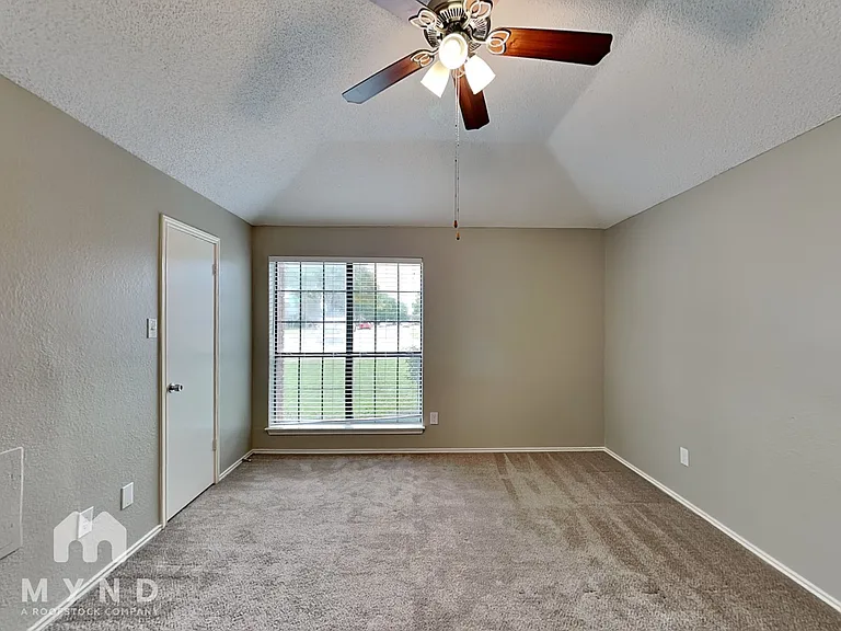 208 S Malone Rd — Photo 11