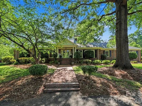 930 Scotch Dr, Gastonia, NC 28054