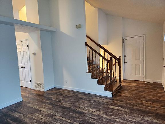 5th image of 1145 W Mustang Cir