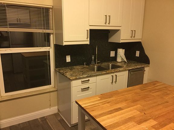 Granite kitchen Bosch dishwasher