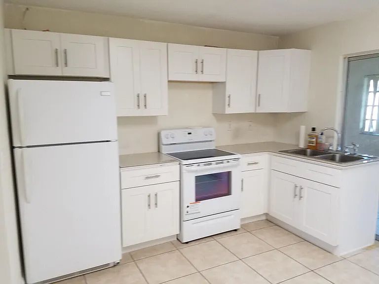 4934 NW 55th Ct — Photo 7