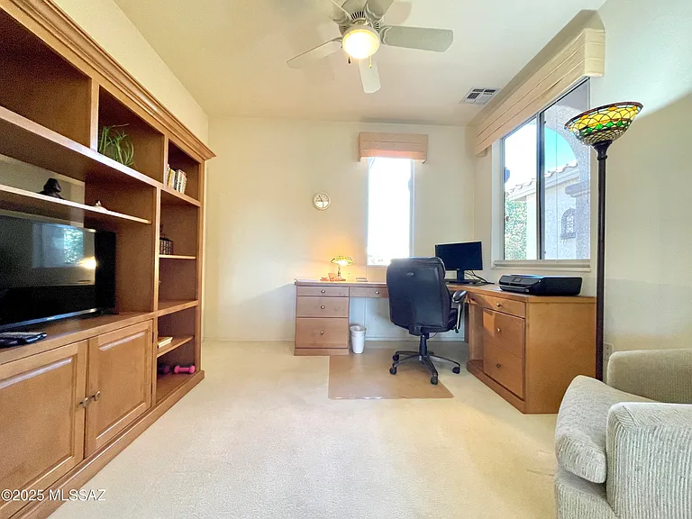 9524 N Twinkling Shadows Way — Photo 18