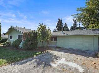 2663 Montello Ave, Hood River, OR 97031