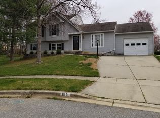 812 Vacation Dr, Odenton, MD 21113