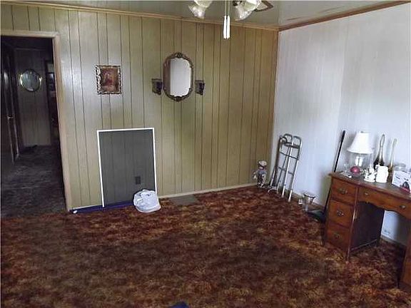 3rd image of 216 W South St