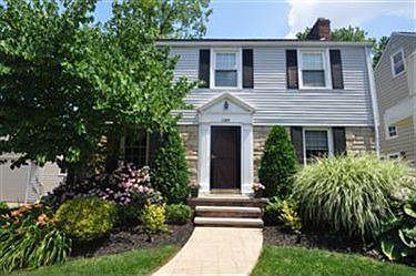 1st image of 1189 Woodside Dr