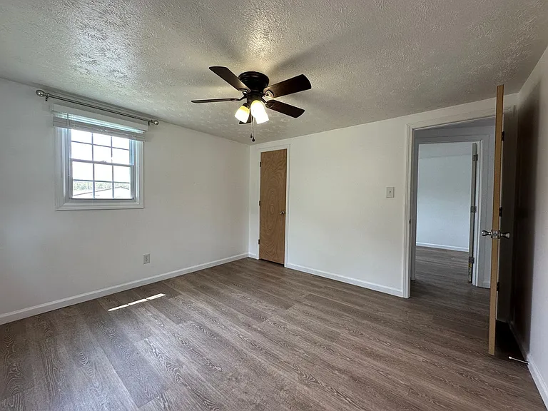 2752 Carrollwood Heights Rd — Photo 9