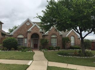 1401 Ledbetter Ct, Irving, TX 75063