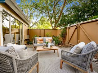 1129 Ptarmigan Dr APT 3, Walnut Creek, CA 94595