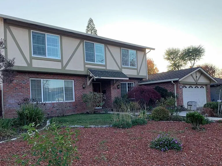 954 Summerleaf Dr — Photo 1