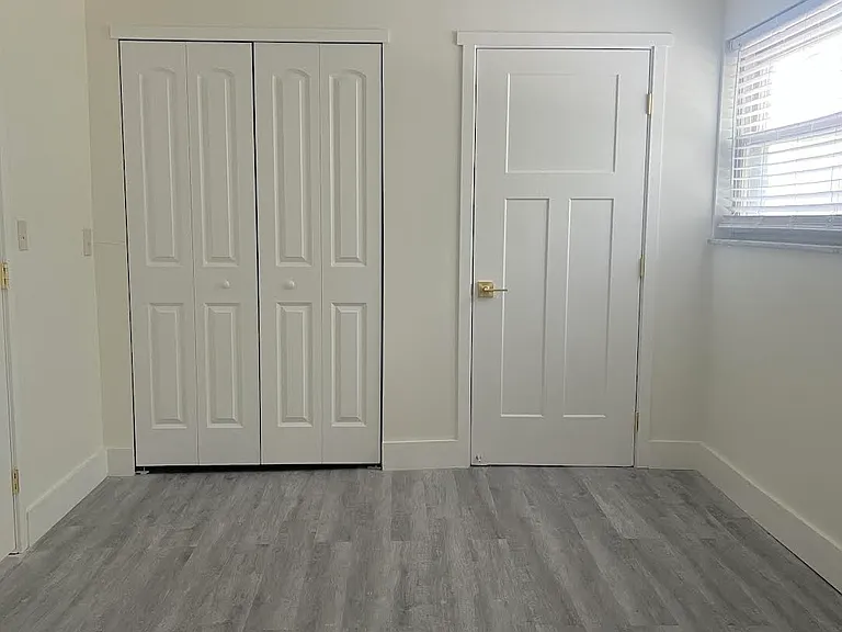 444 Stanley Ave #2 — Photo 10