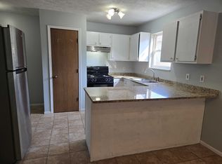 906 Cedar Run Ct NW, Grand Rapids, MI 49534