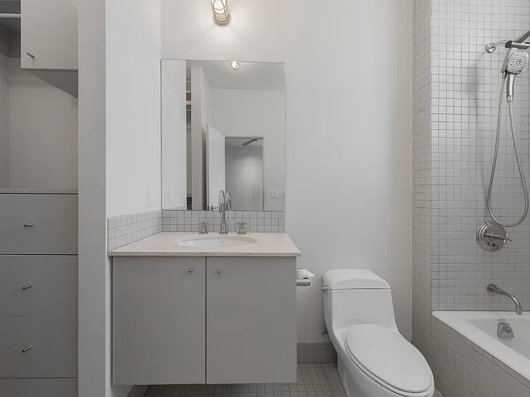4001 Bowser Ave #B — Photo 30