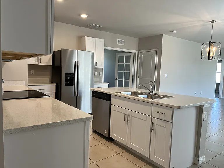 18540 Cronin Sand Ln — Photo 5