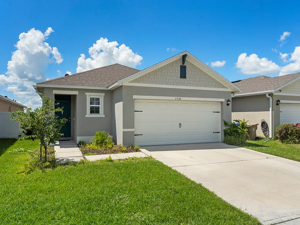 1714 Walnut Creek Dr