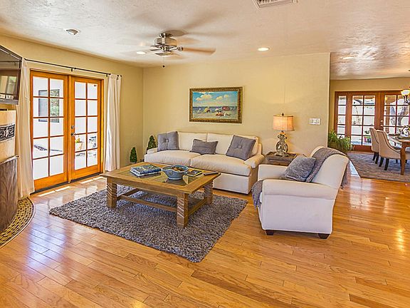 5th image of 2815 E Pompeii Cir