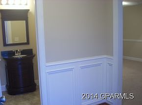 3rd image of 100-2 Chandler Dr
