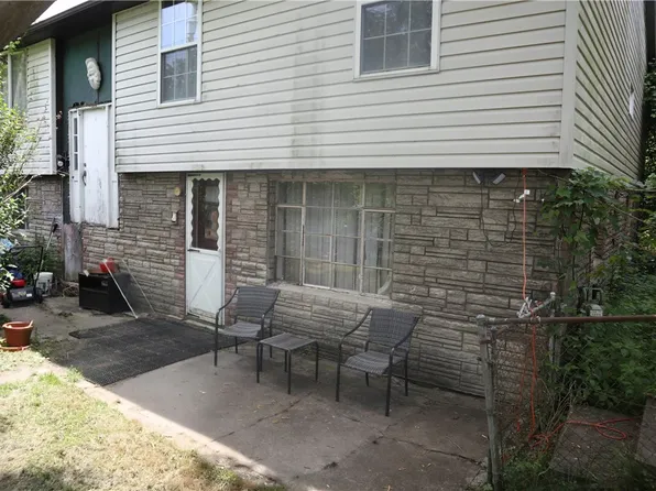 6136 National Pike, Grindstone, PA 15442