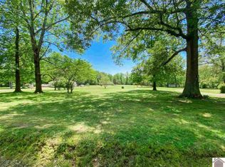 1256 Starr Hill Rd, Paducah, KY 42003