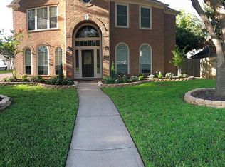 2106 Brushmeade Ln, Sugar Land, TX 77479